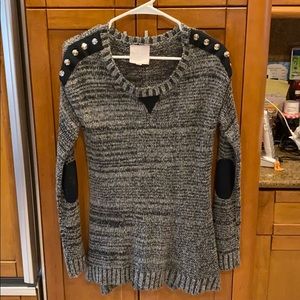 Women’s sweater